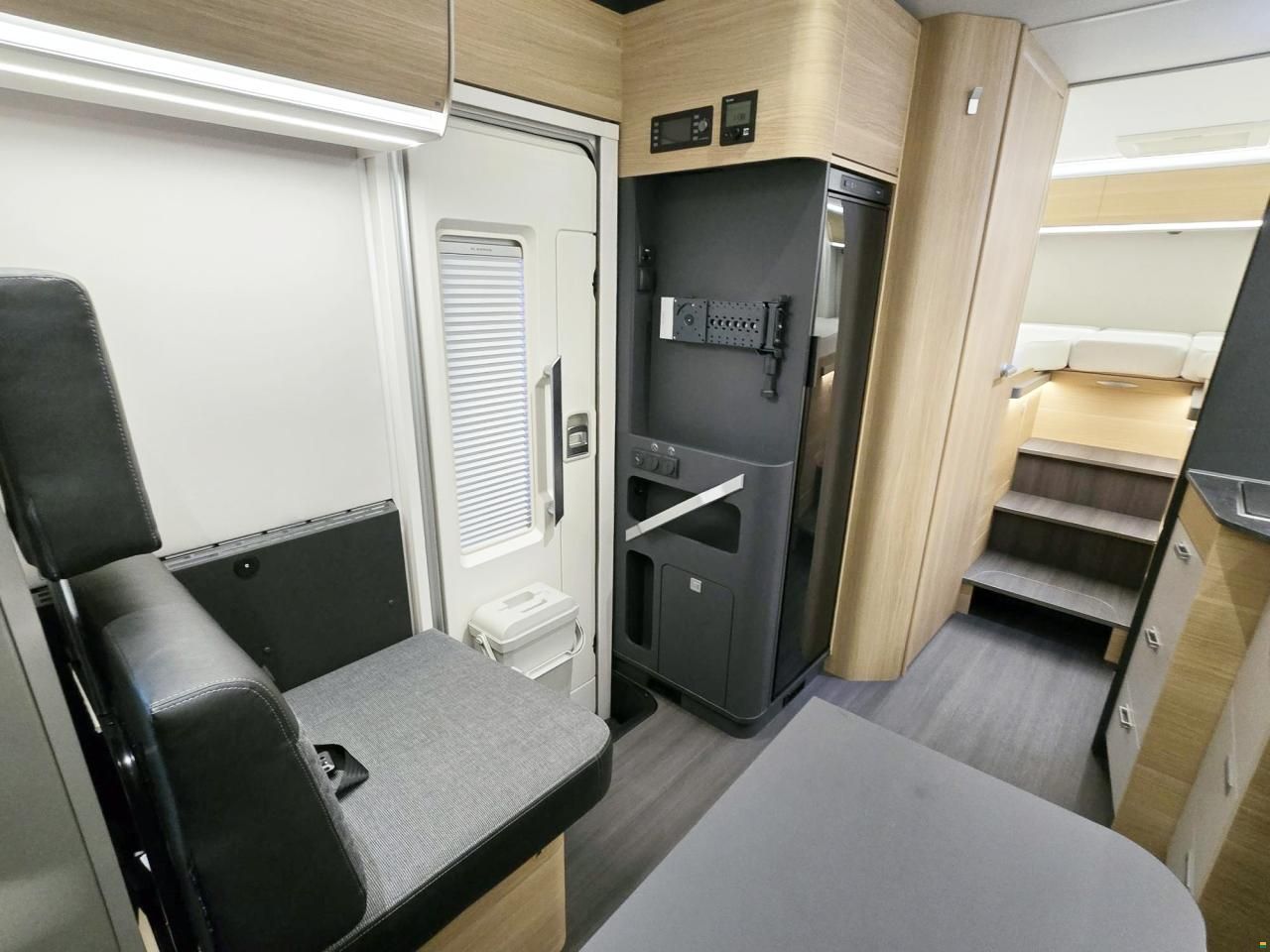 Adria Coral 650 DL AXESS 2.2 HDI