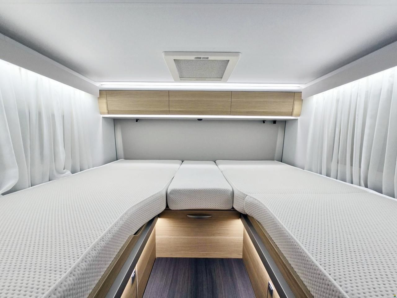 Adria Coral 650 DL AXESS 2.2 HDI