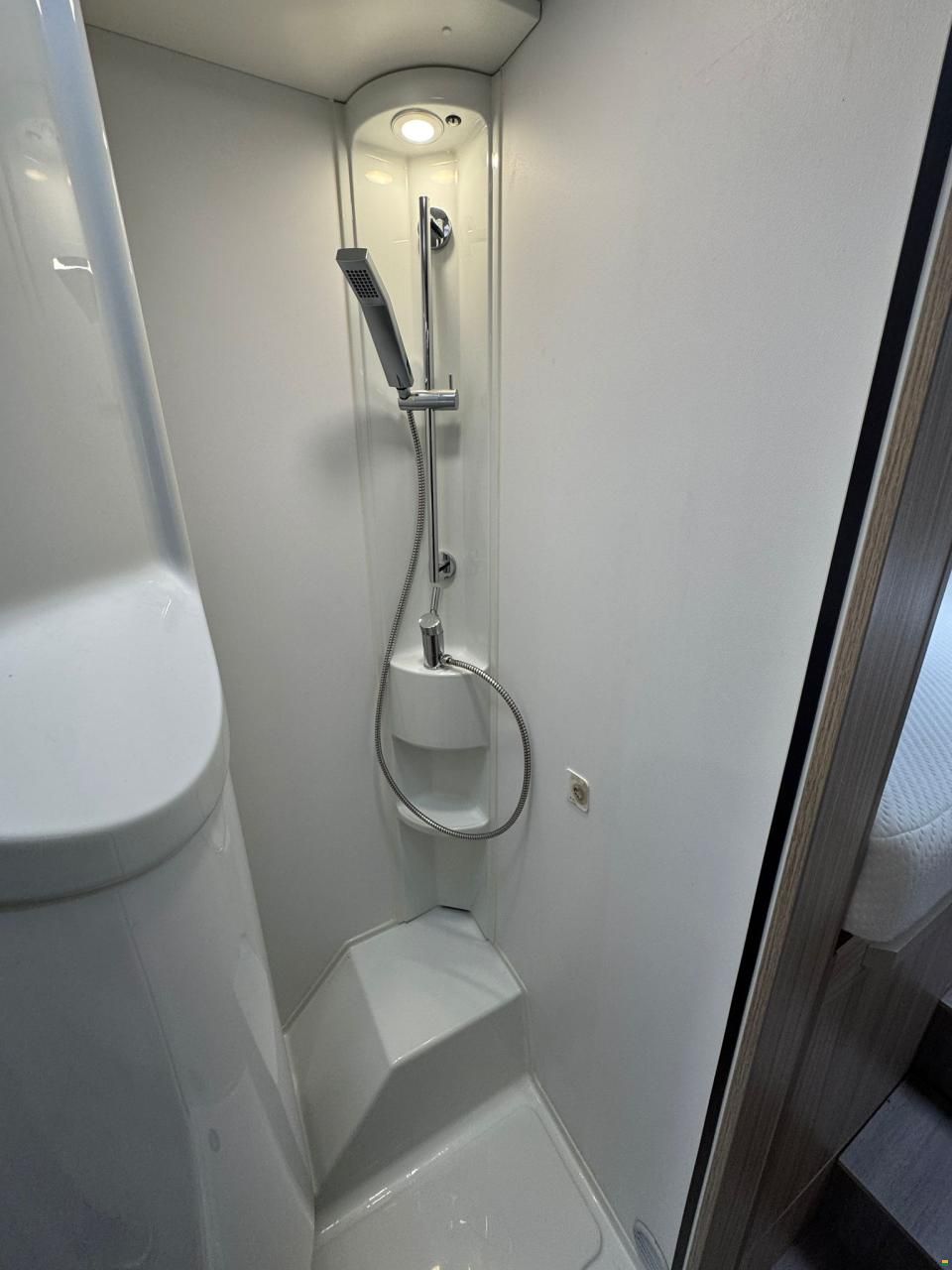 Adria Compact Plus DL