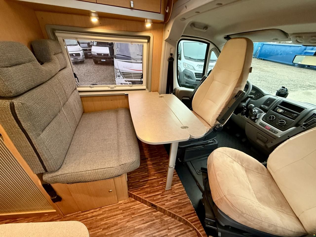 Hymer Car 322 - Compact