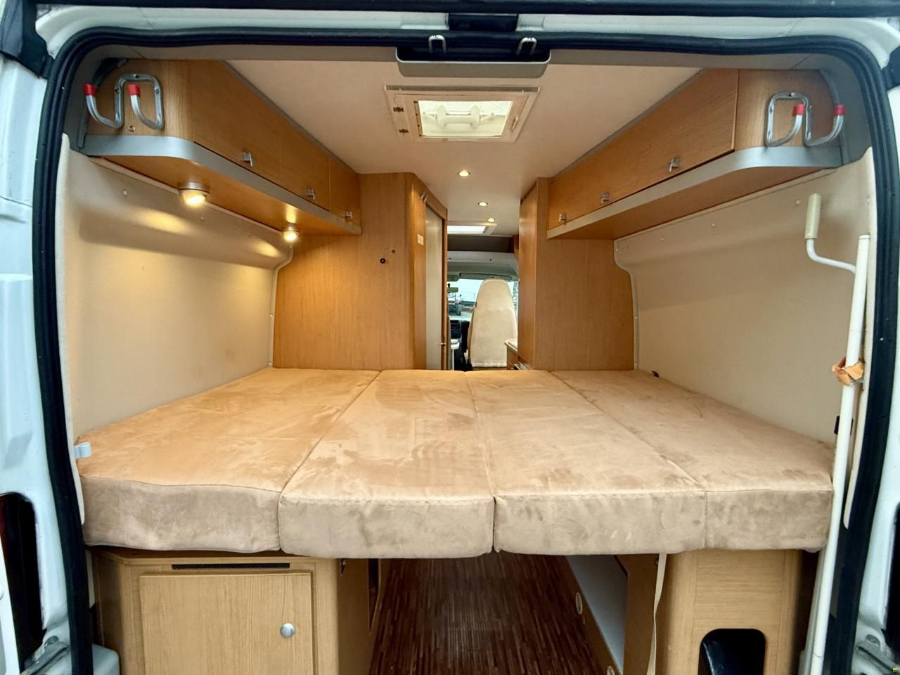 Hymer Car 322 - Compact