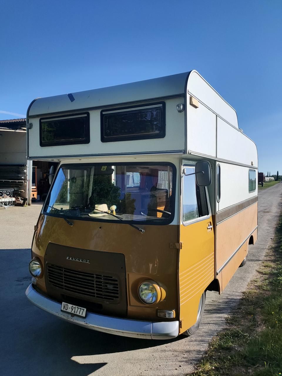 Peugeot J7 1.8 1979