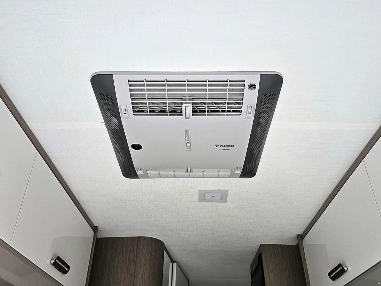 Chausson V 690 PREMIUM ROAD LINE 2.3 9G-AUTOMATIK