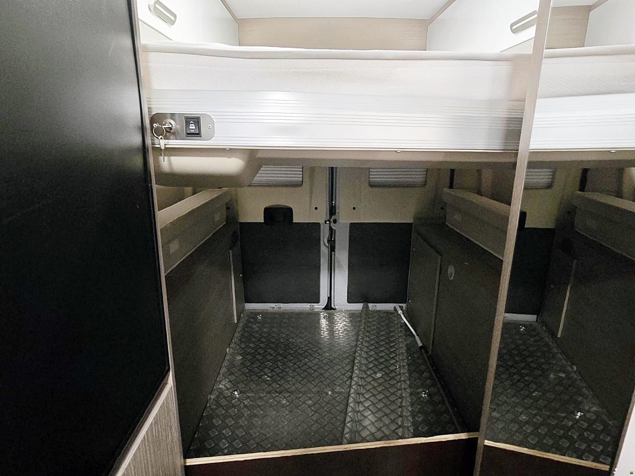 Chausson V 690 PREMIUM ROAD LINE 2.3 9G-AUTOMATIK