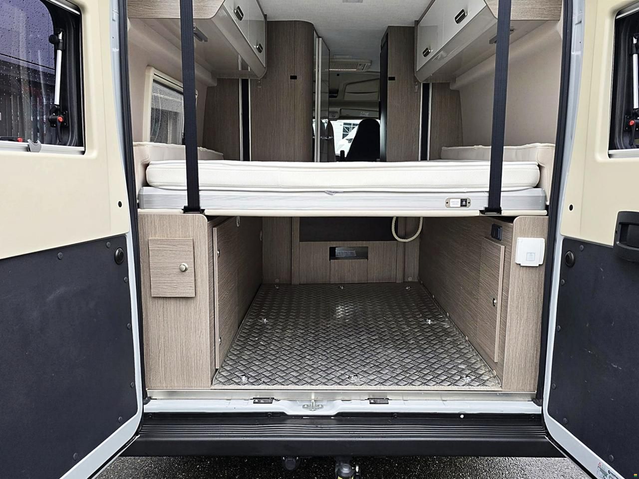 Chausson V 690 PREMIUM ROAD LINE 2.3 9G-AUTOMATIK