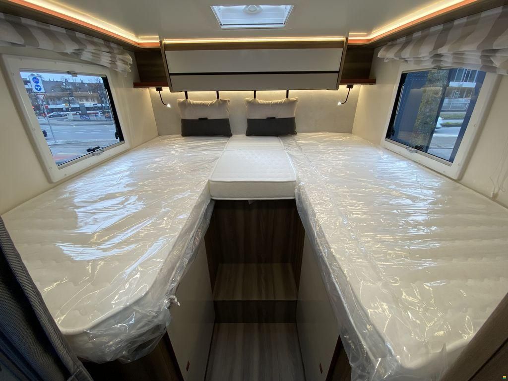 Roller Team Kronos 287TL, Ford Transit 165PS Automat