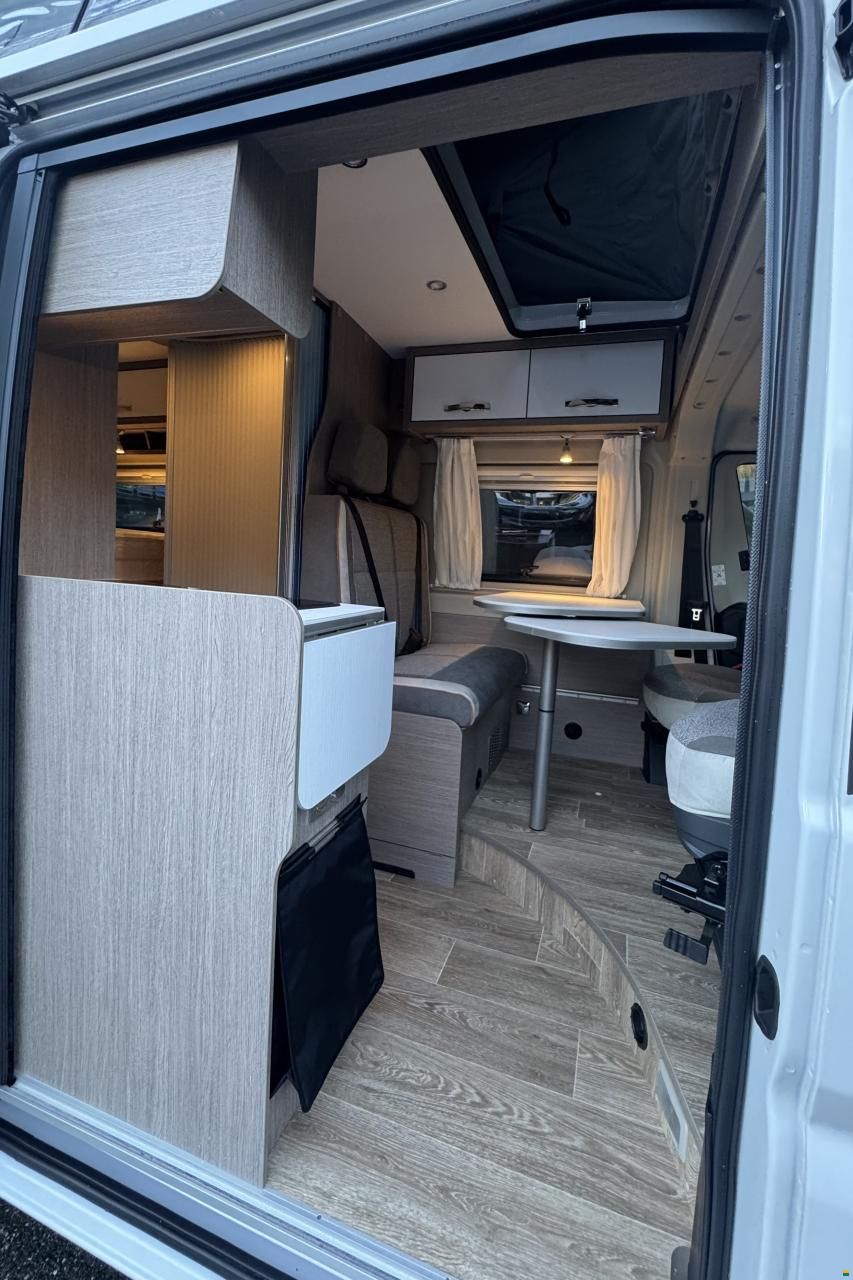 Pössl 2WIN R Plus 600 *Aufstelldach*