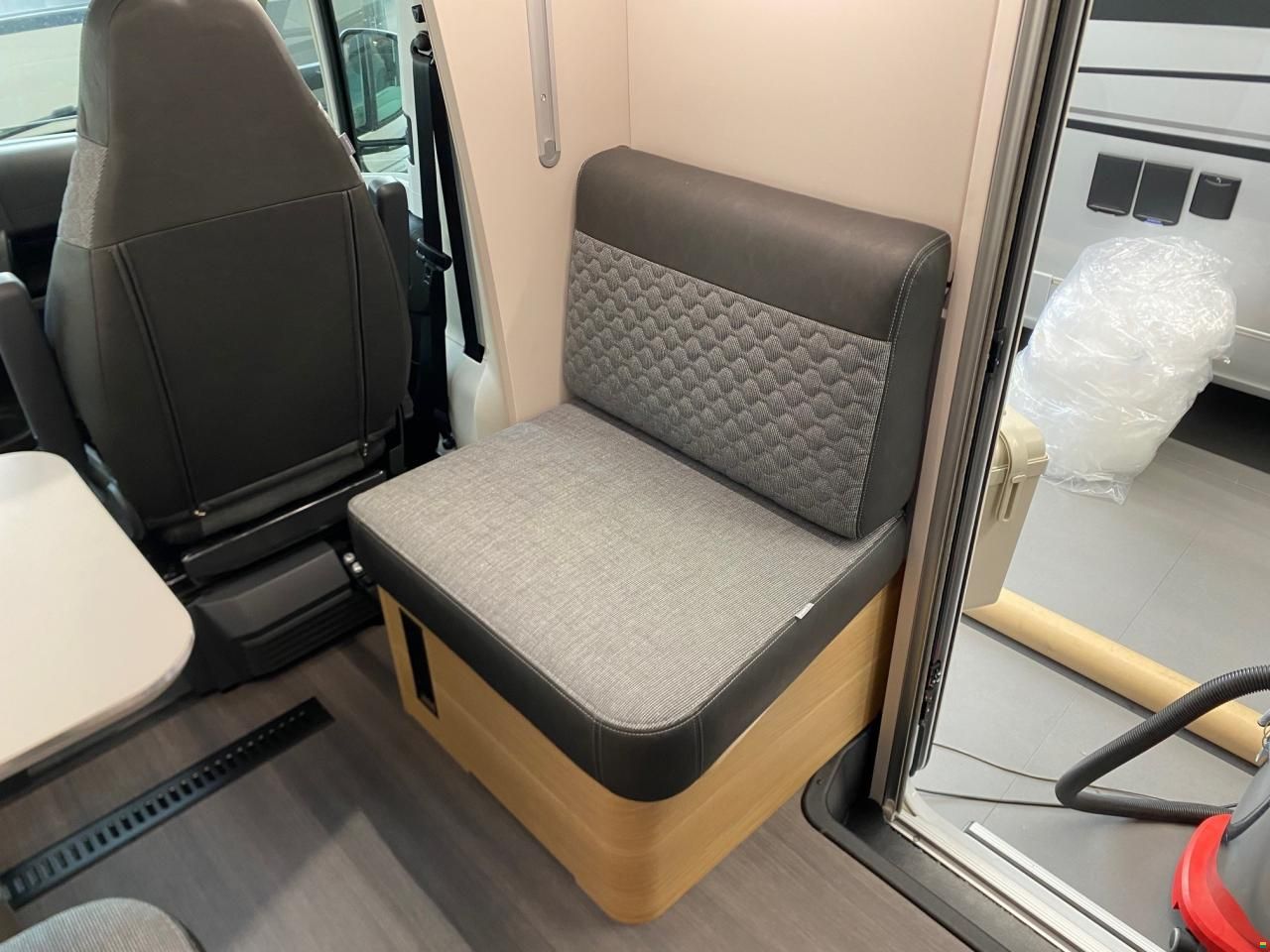 Adria MATRIX AXESS 650 SL