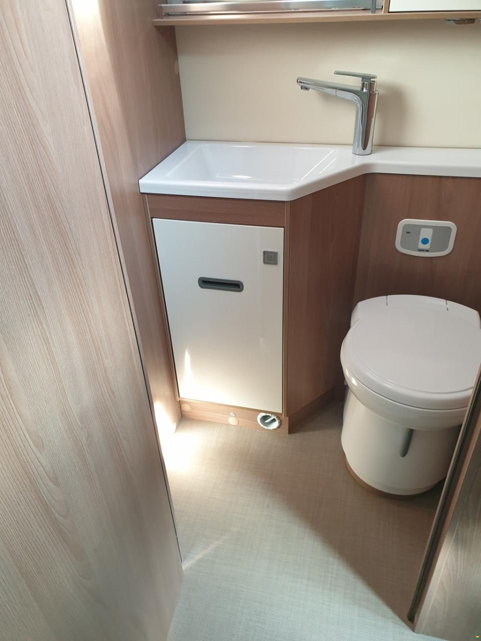 B&uuml;rstner Lyseo TD 644 G Rundsitzgruppe