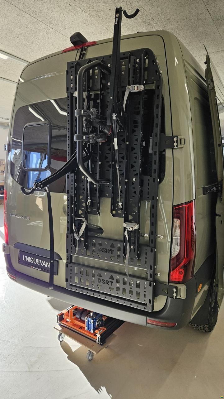 Mercedes Benz Sprinter 907 4x4 319