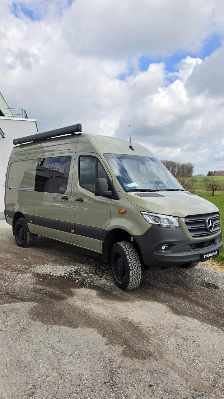 Mercedes Benz Sprinter 907 4x4 319
