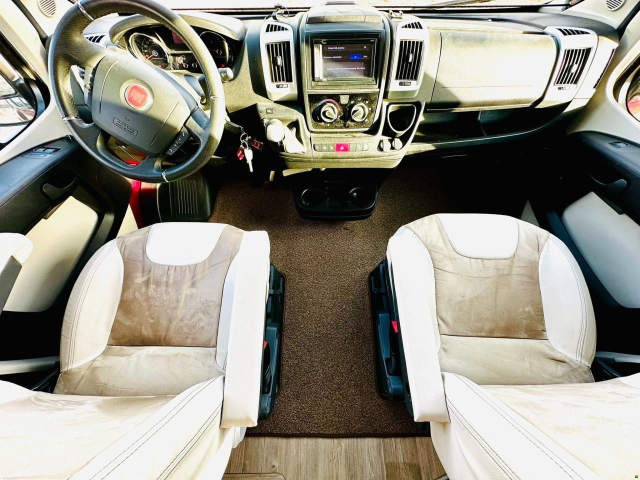 Fiat *PILOTE 2.3JTD 150PS AUTOMAT LÄNGSBETT*