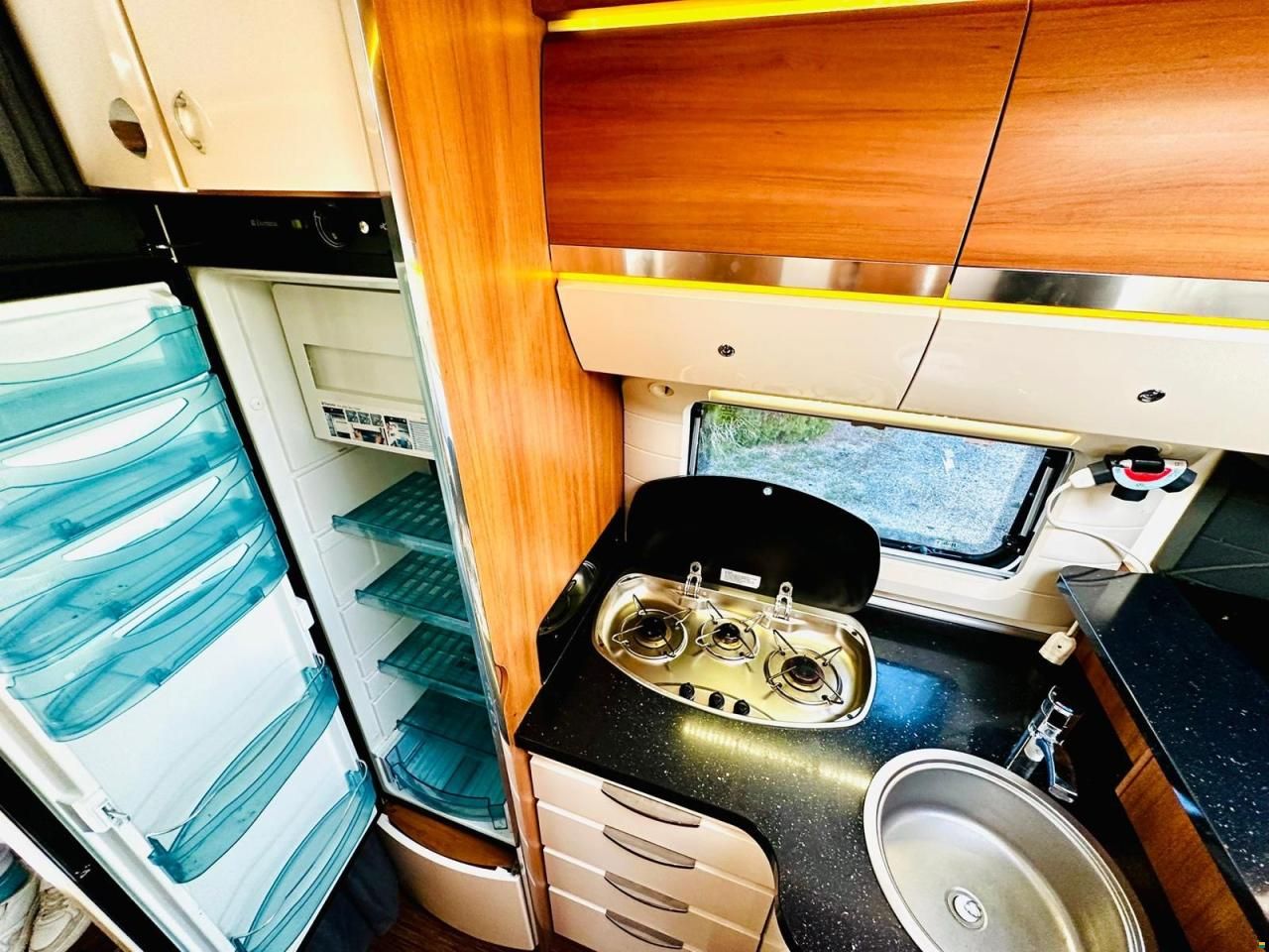 Renault ***FIRST CLASS HOBBY L&Auml;NGSBETT***