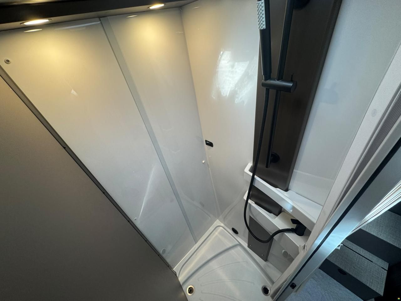 B&uuml;rstner Lyseo TD T/IT 690 G B66
