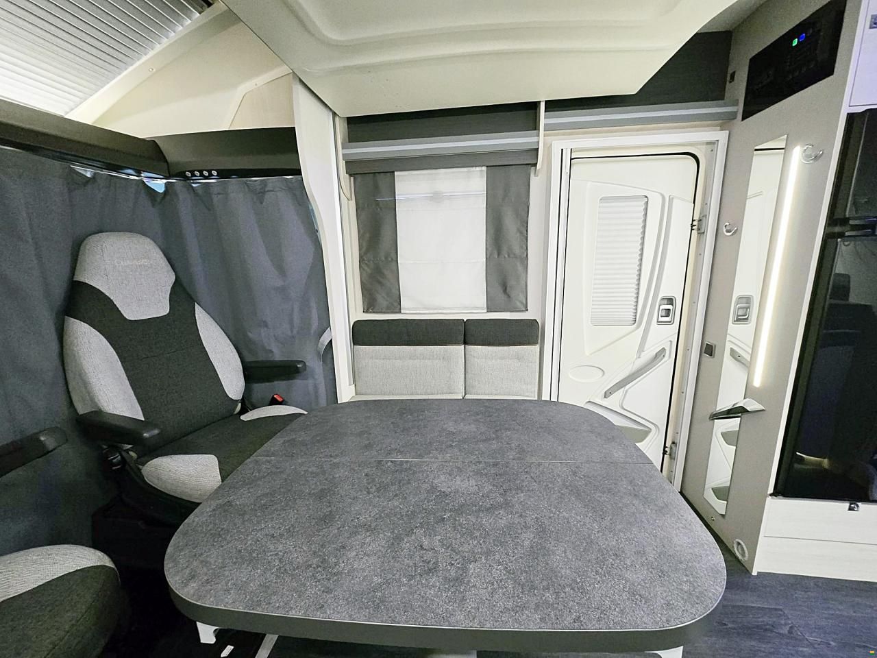 Chausson 650 VIP 2.3 MJ