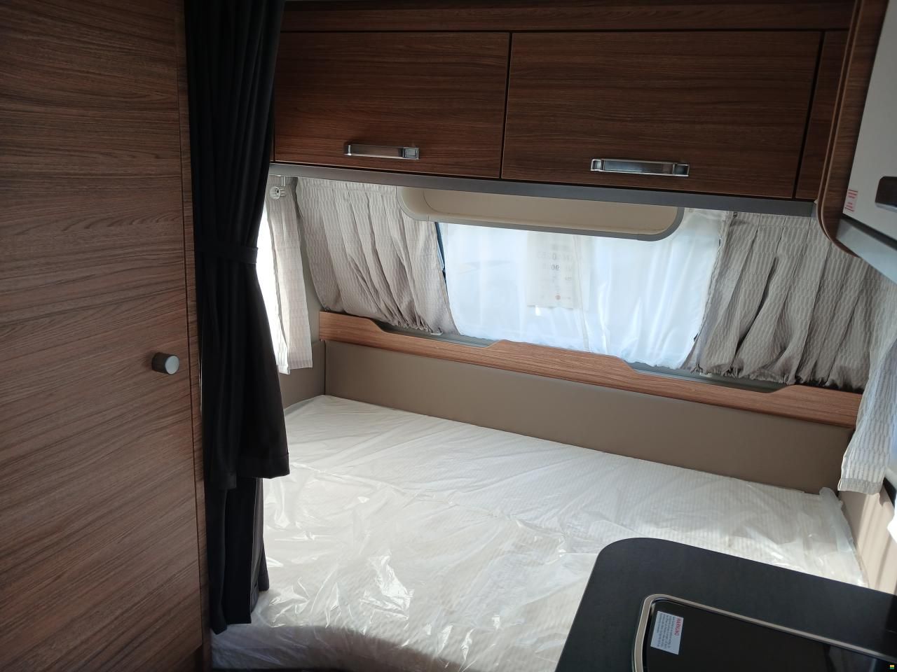 Weinsberg CaraOne 390 Hot Edition