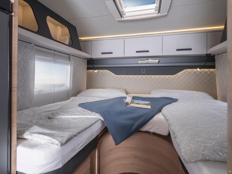 Knaus Live Wave 650 MEG Black Selection