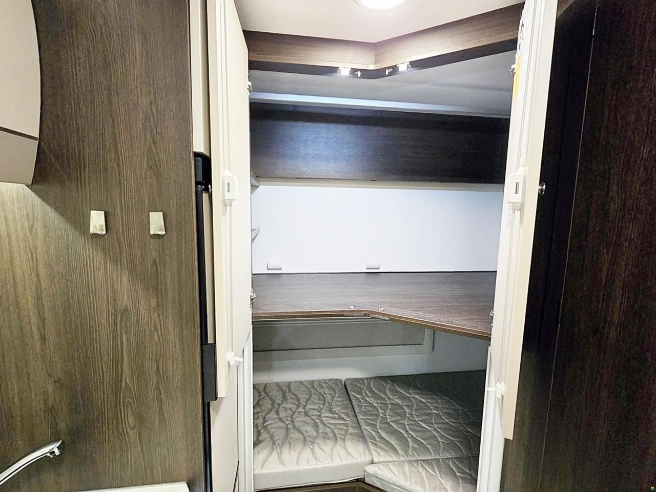 Benimar TESSORO T 483 AUTOMATIK