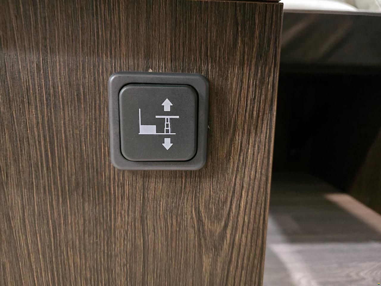 Benimar TESSORO T 483 AUTOMATIK