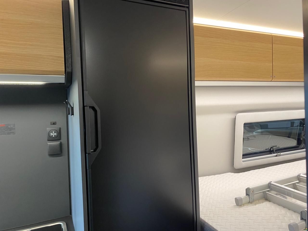 Adria TWIN 640 SGX PT 60Y DELUXE