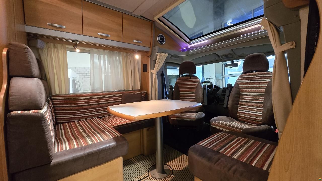 Eura Mobil Terrestra T 700 EB