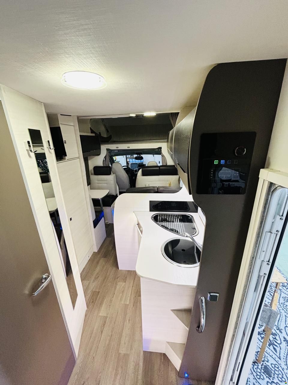 Challenger Genesis C256