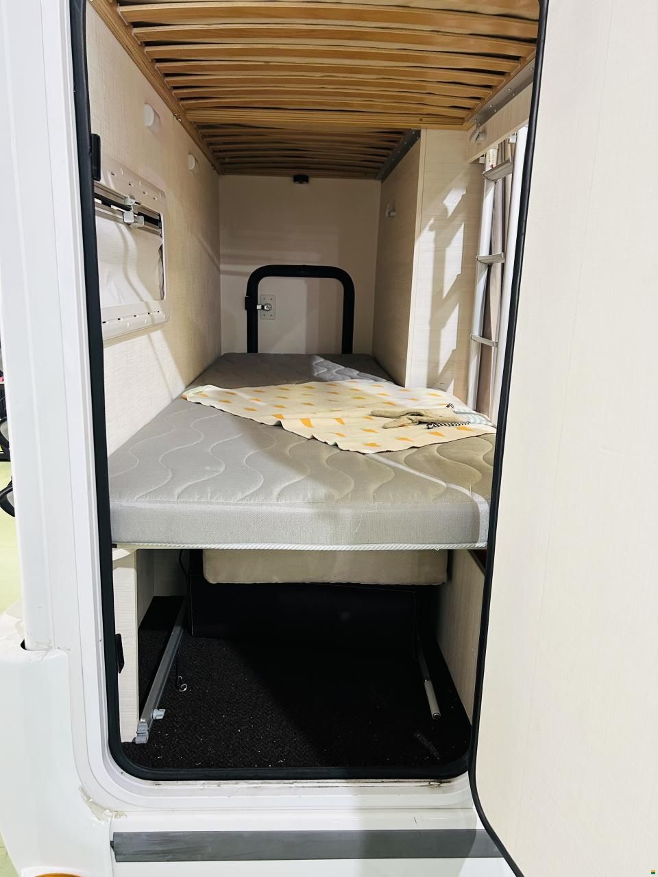 Challenger Genesis C256