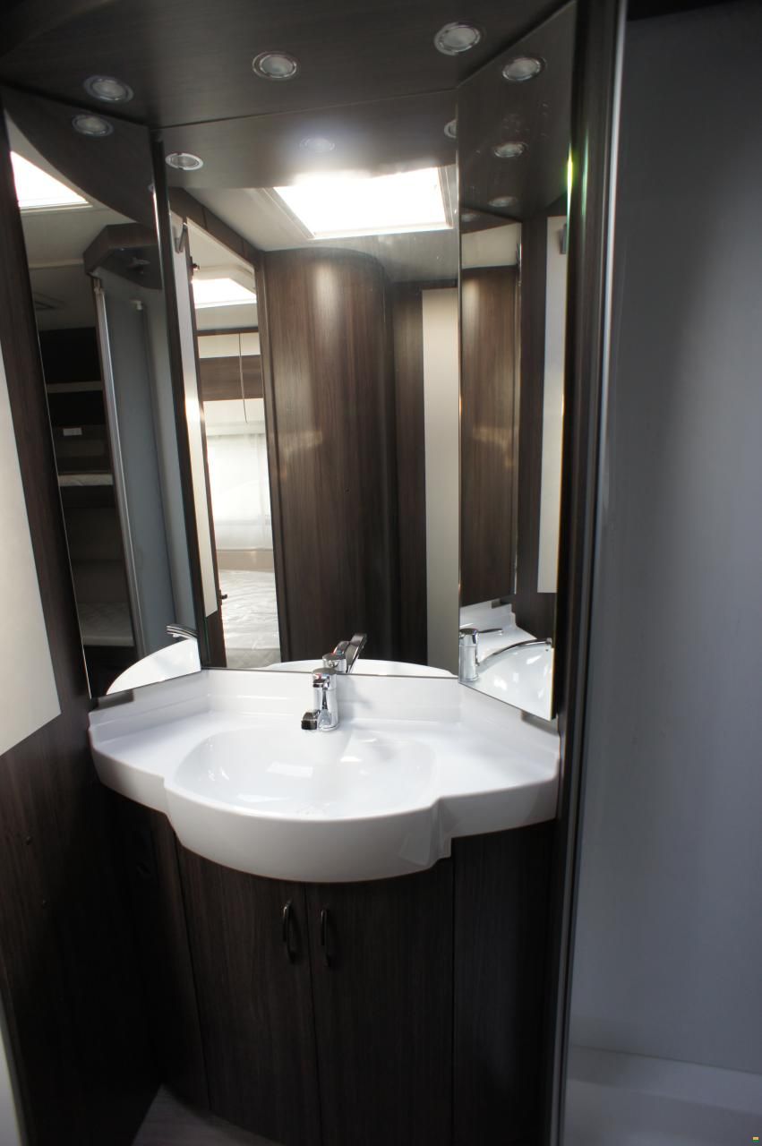 Hobby Prestige 720 KWFU