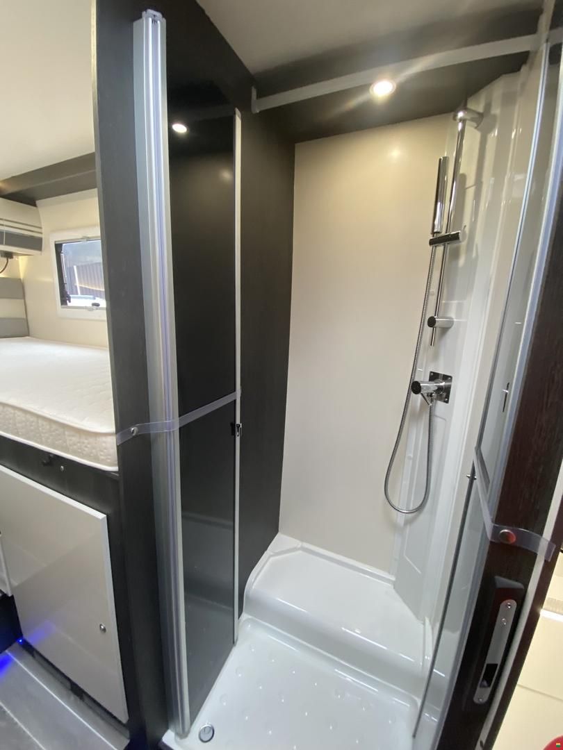 Roller Team Kronos 284 TL, Fiat 2.2MJ 140PS Automat