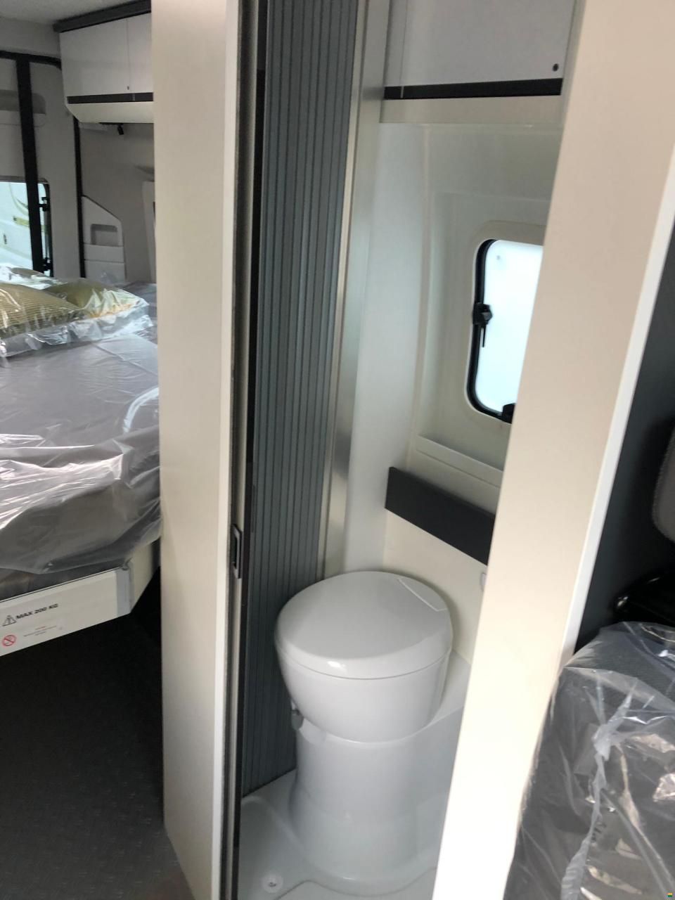 Adria Twin Suprême 640 SGX