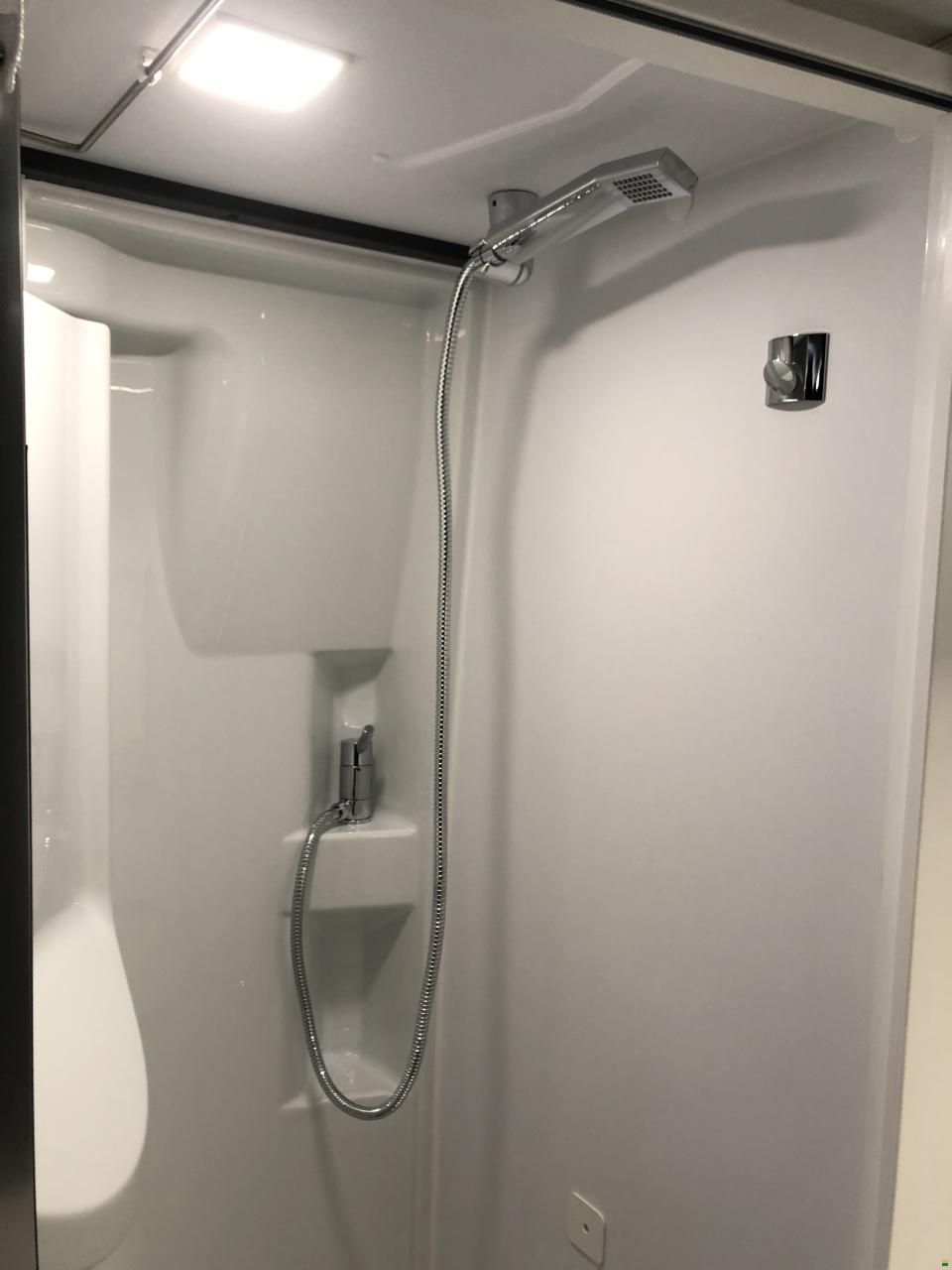 Adria Twin Suprême 640 SGX