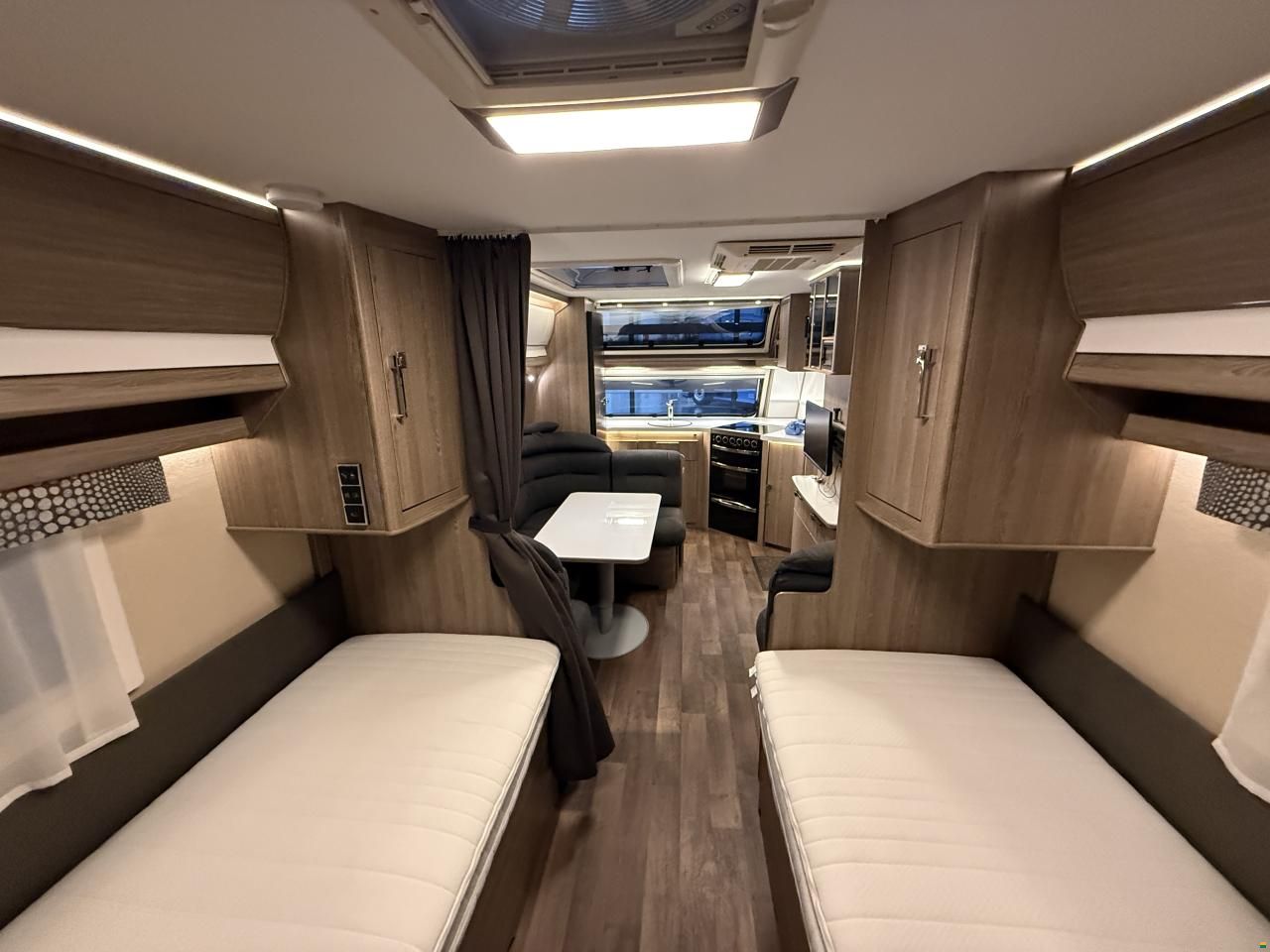 Kabe Royal 630 TDL FK KS