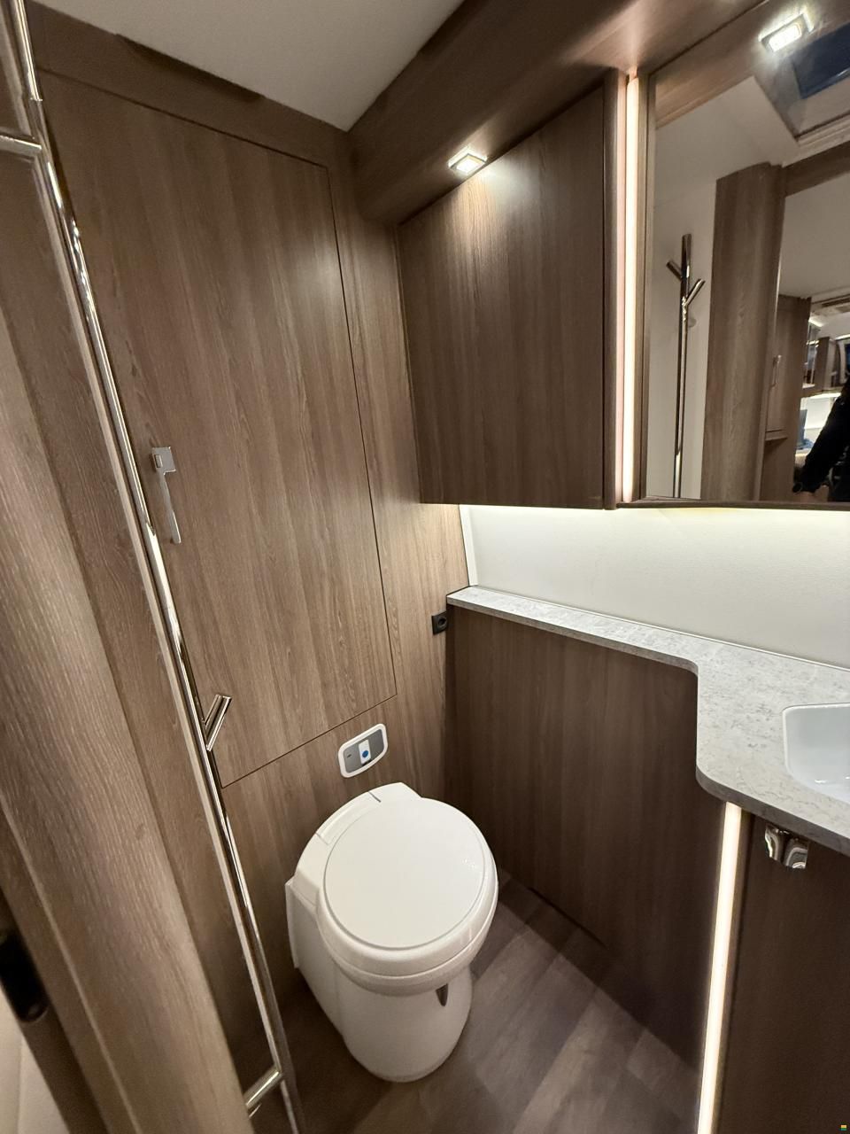 Kabe Royal 630 TDL FK KS