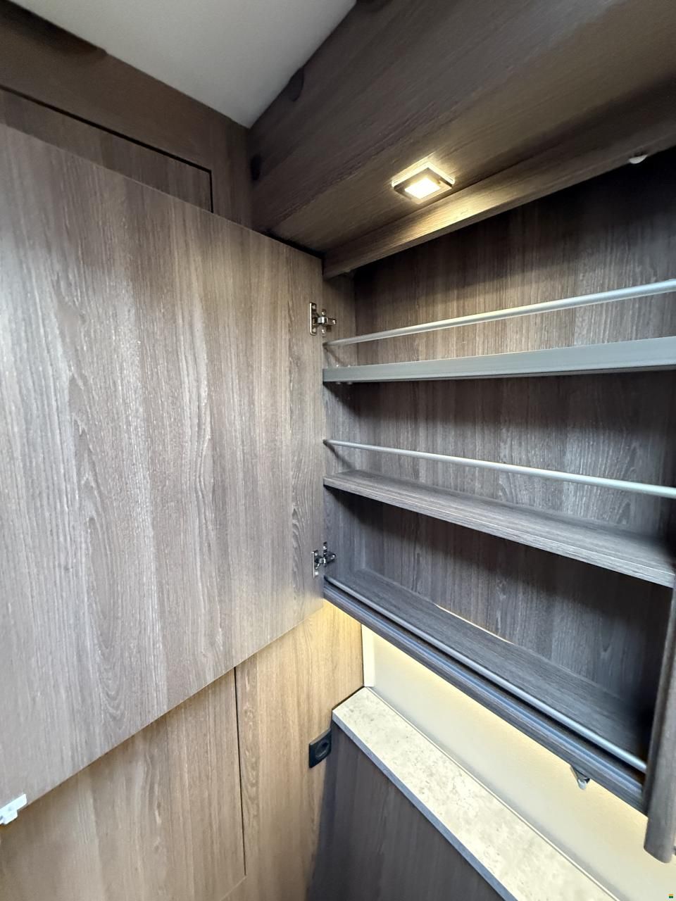 Kabe Royal 630 TDL FK KS