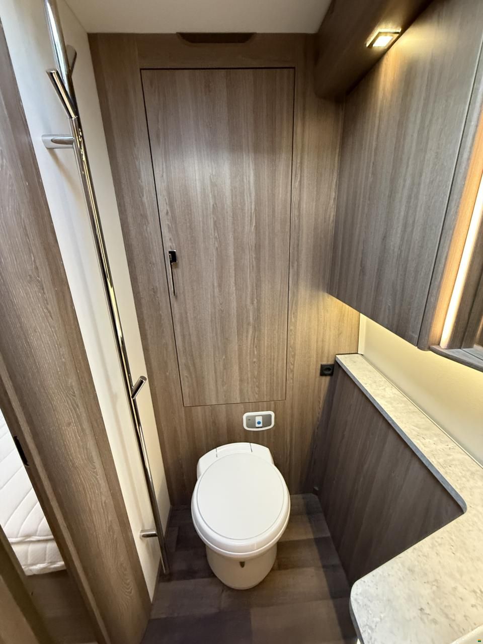 Kabe Royal 630 TDL FK KS