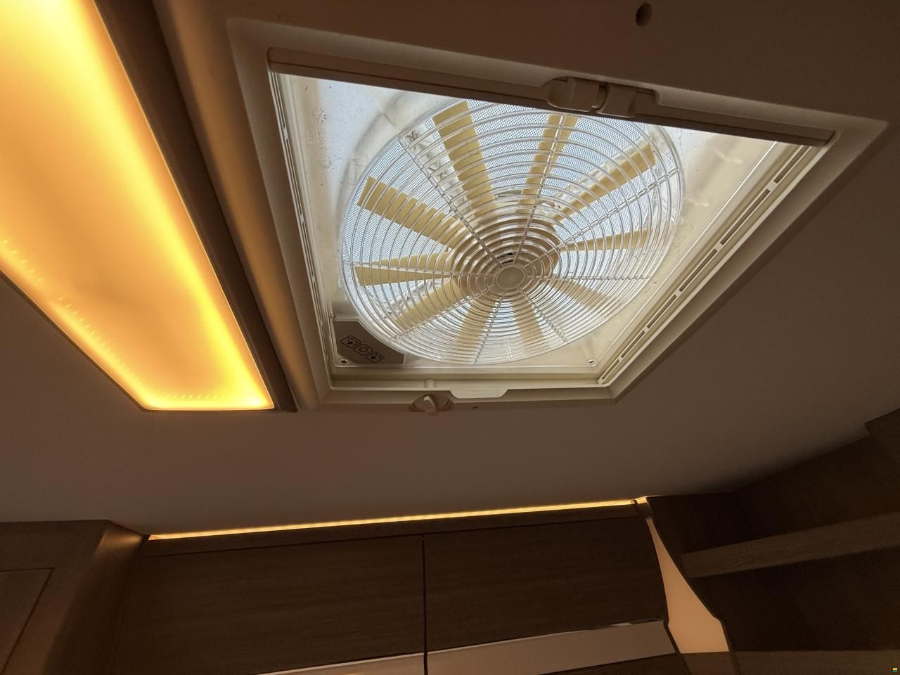 Kabe Royal 630 TDL FK KS