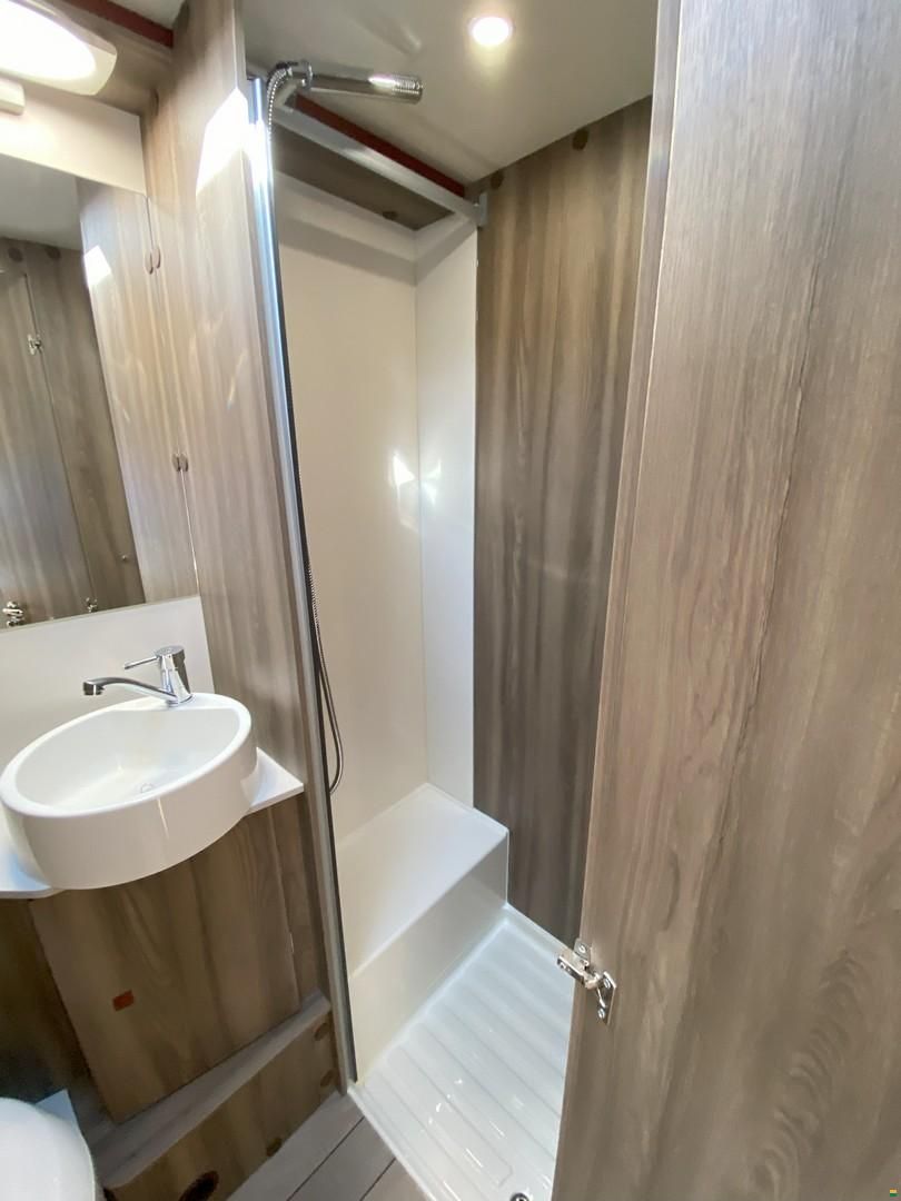 Roller Team Kronos 290M, Ford 2.0TDCi 165PS Automat