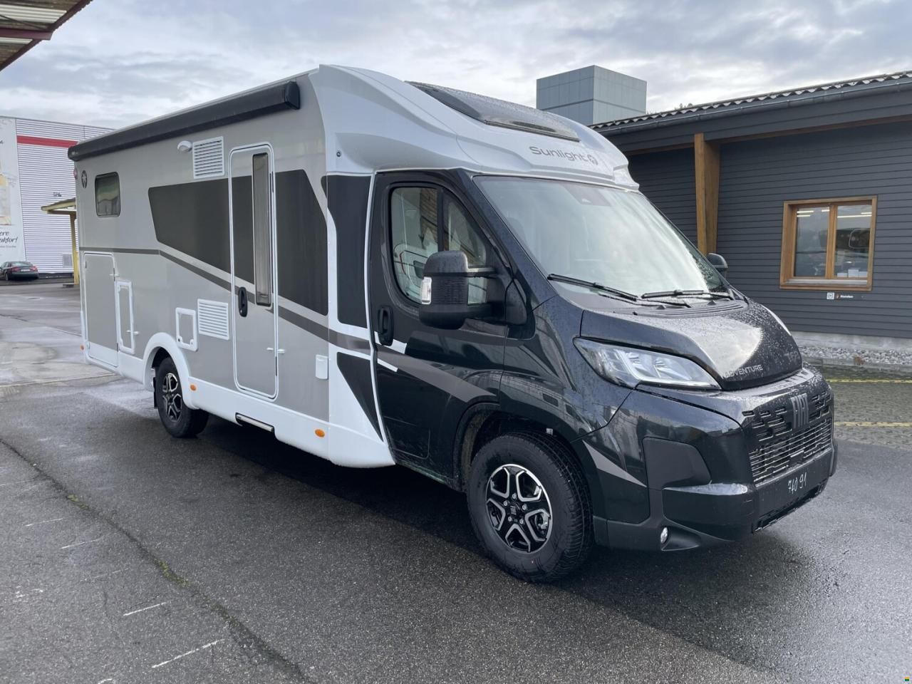 Sunlight Adventure T 68