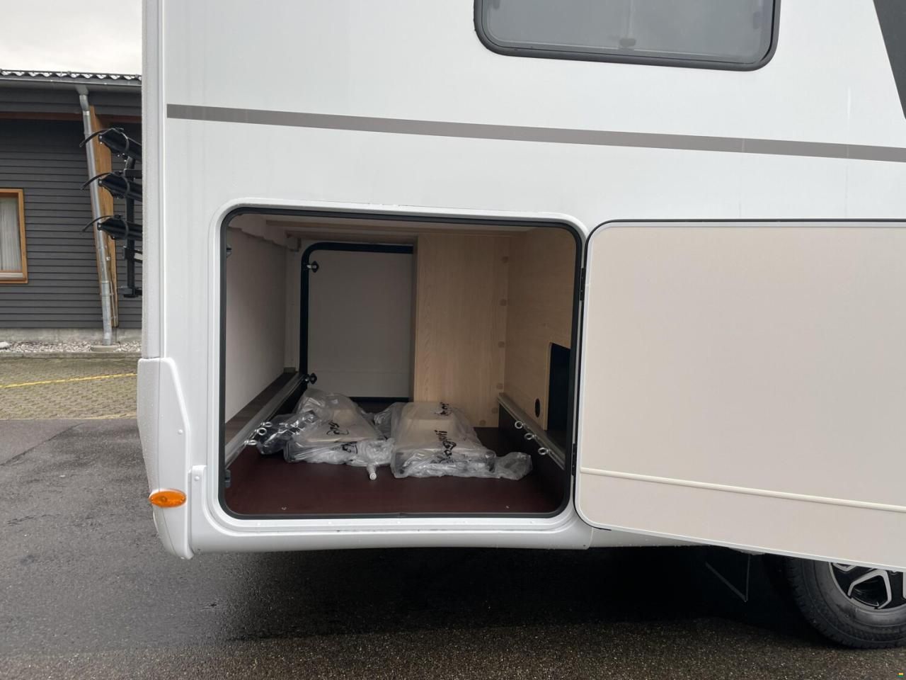 Sunlight Adventure T 69LC