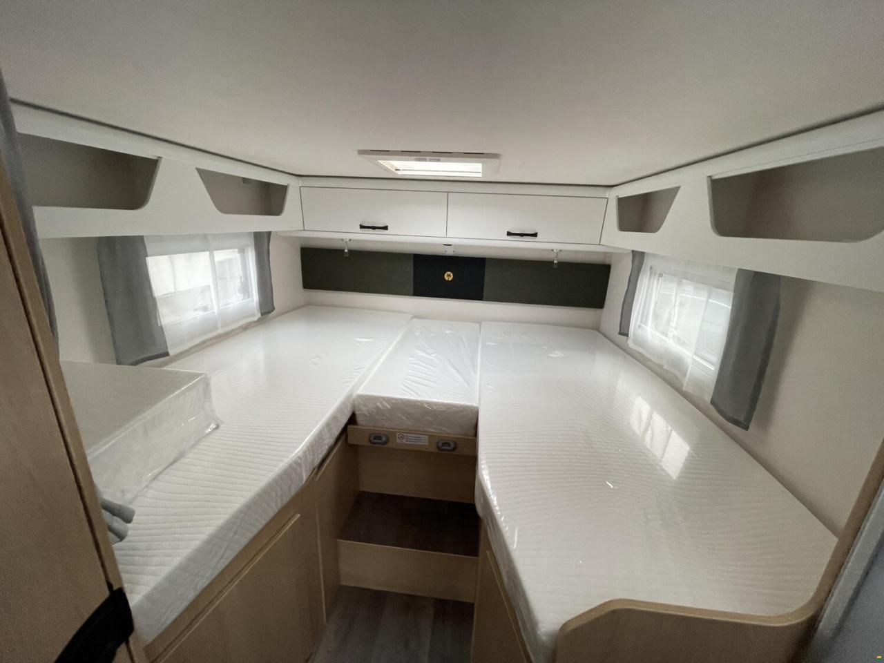 Sunlight Adventure T Ford 680