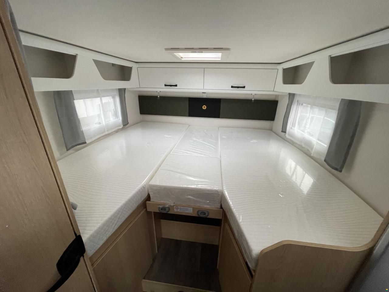 Sunlight Adventure T Ford 680