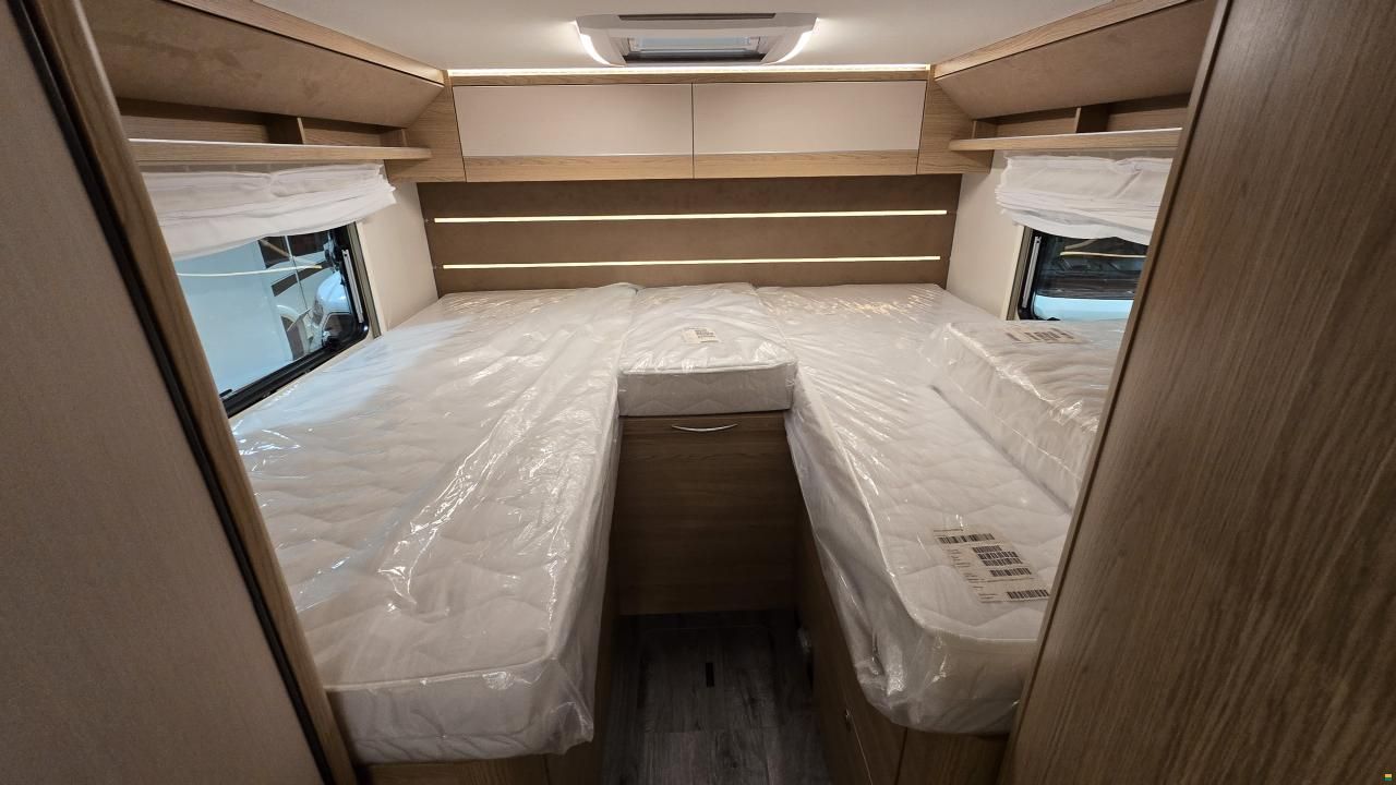 LMC Cruiser T 662 G - MJ2025