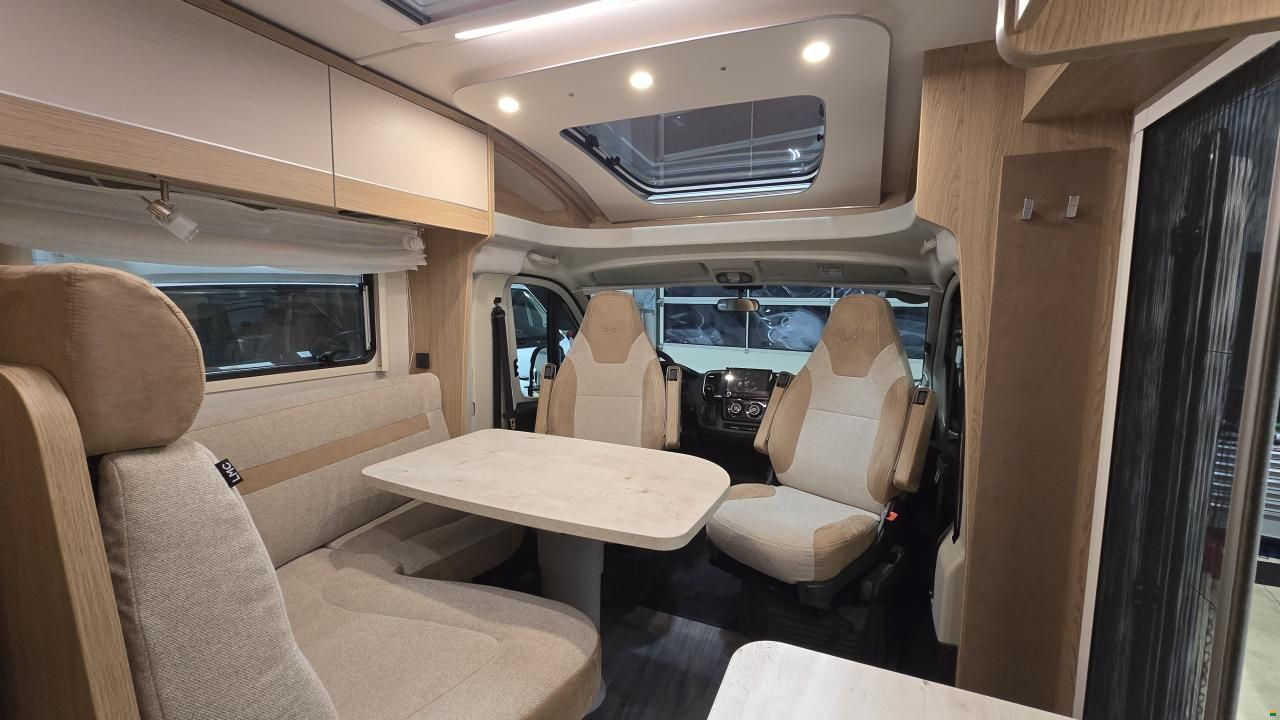 LMC Cruiser T 662 G - MJ2025