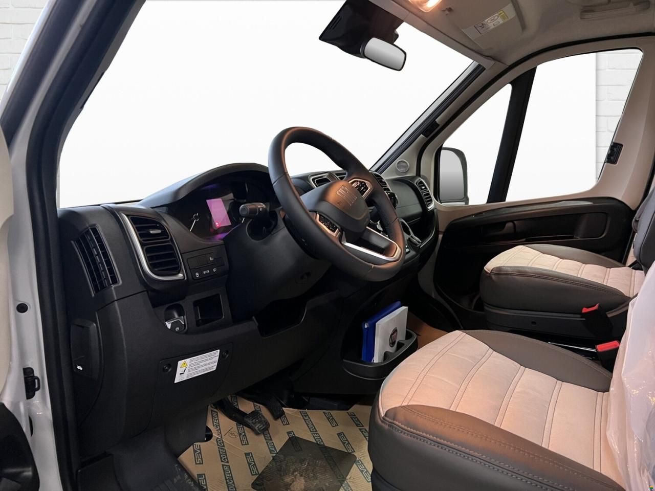 Sunlight Adventure T 67S