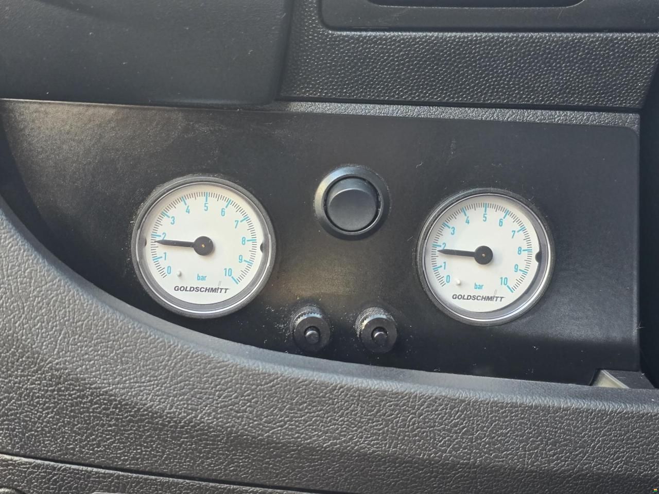 Pilote V 630 J 2.2 9G-AUTOMAT MJ