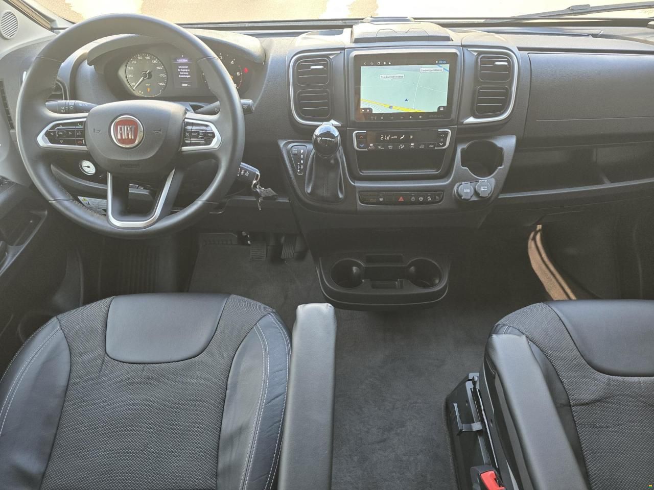 Pilote V 630 J 2.2 9G-AUTOMAT MJ