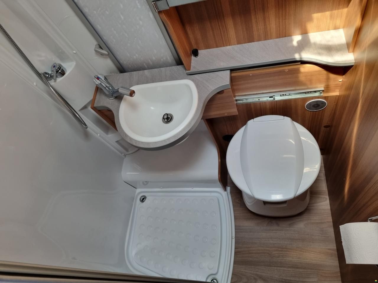 Weinsberg CaraHome 700DG