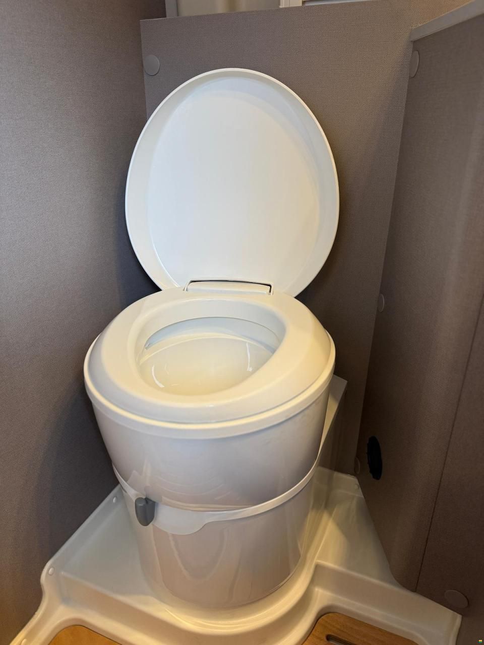 Etrusco CV 600 DB mit Hubdach