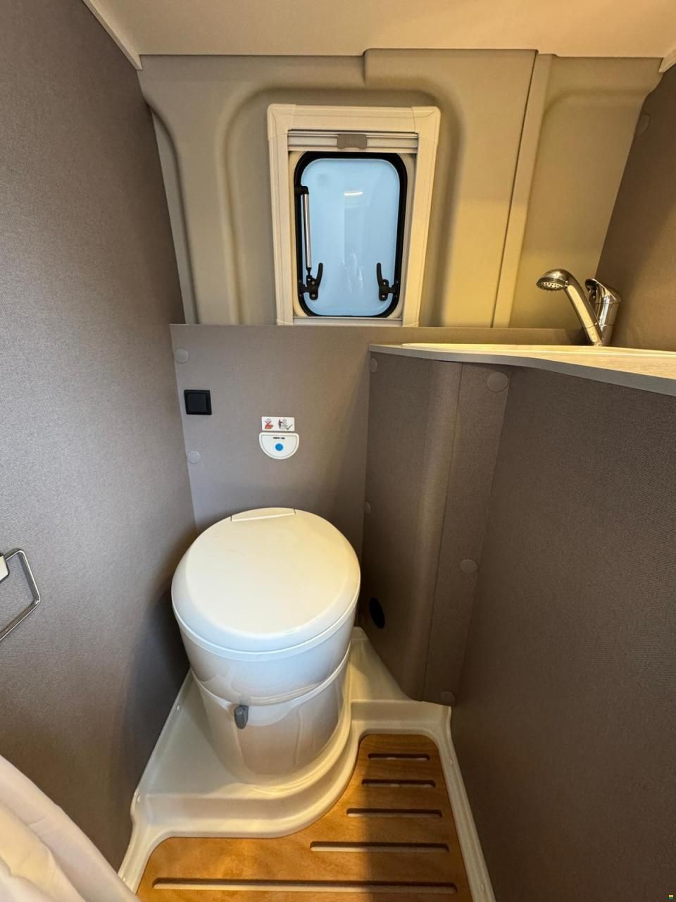 Etrusco CV 600 DB mit Hubdach