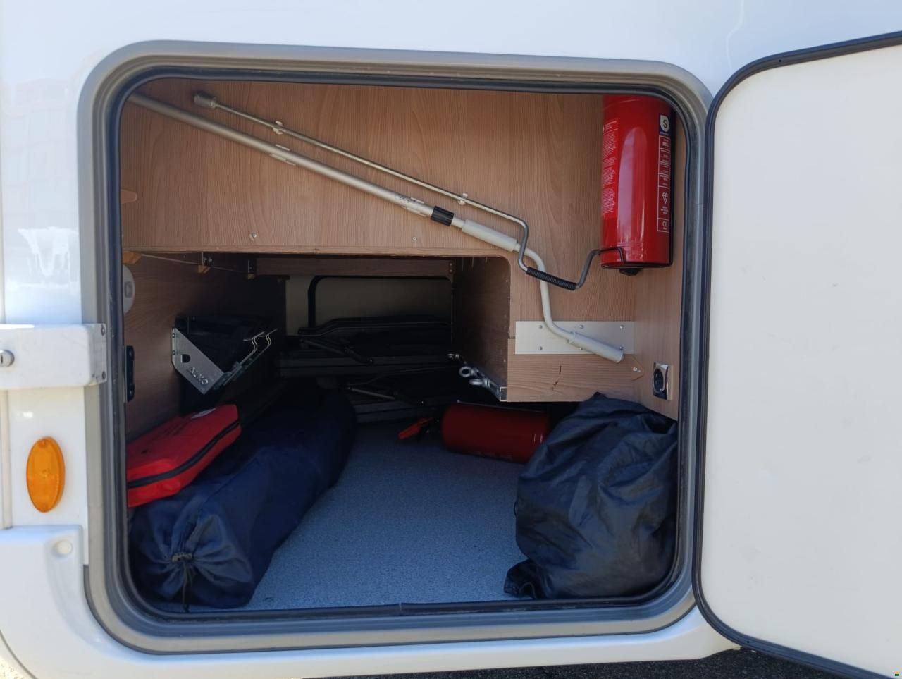 B&uuml;rstner BT 7441